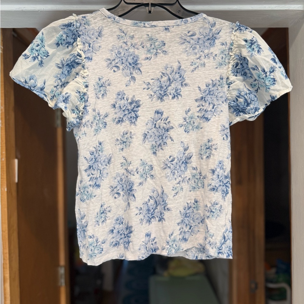 LOFT Women's Blue Floral Linen top with beautiful puff sleeve - Picture 6 of 6